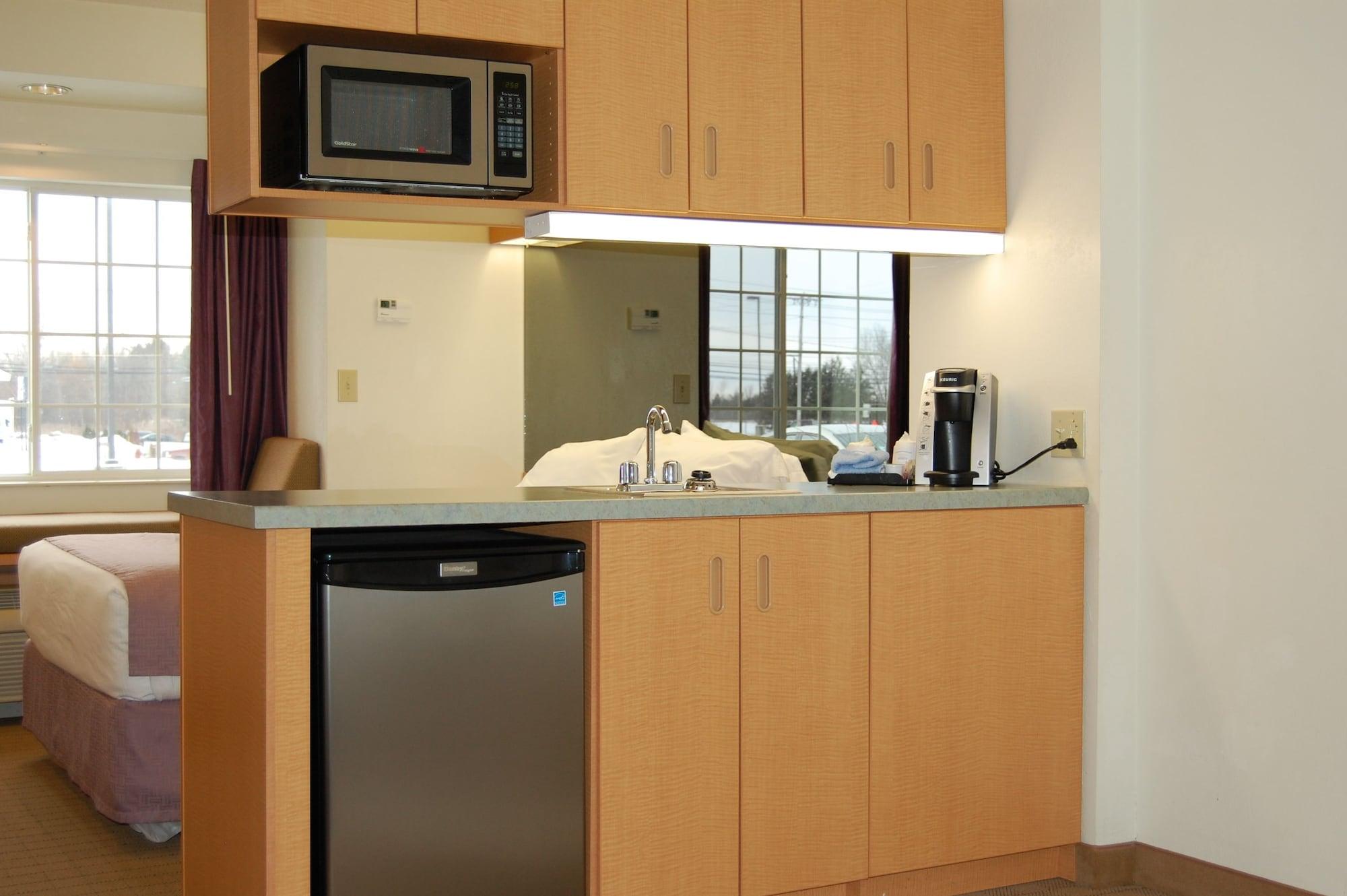 Hotel Microtel & By Wyndham 2*